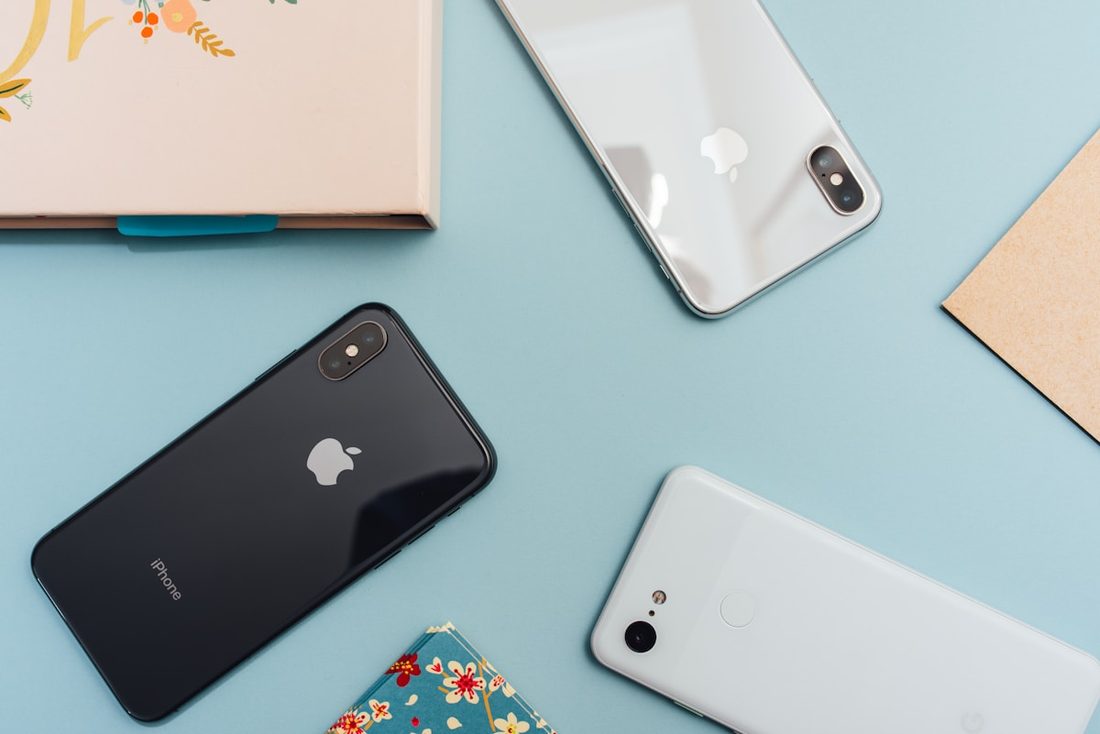 ROR体育 APP 赛程与阵容界面示意